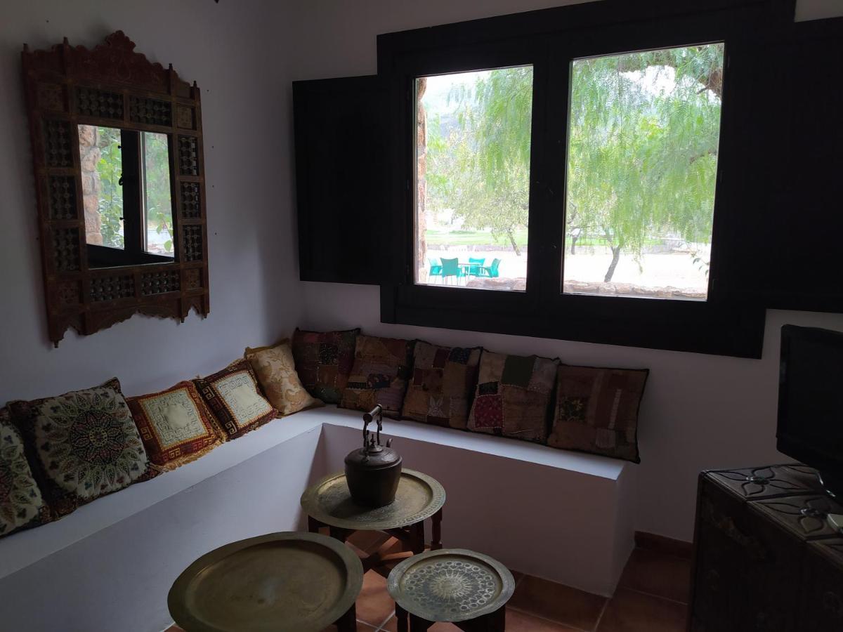 Hotel Rural La Marmita De Ahlam Fondon Bagian luar foto