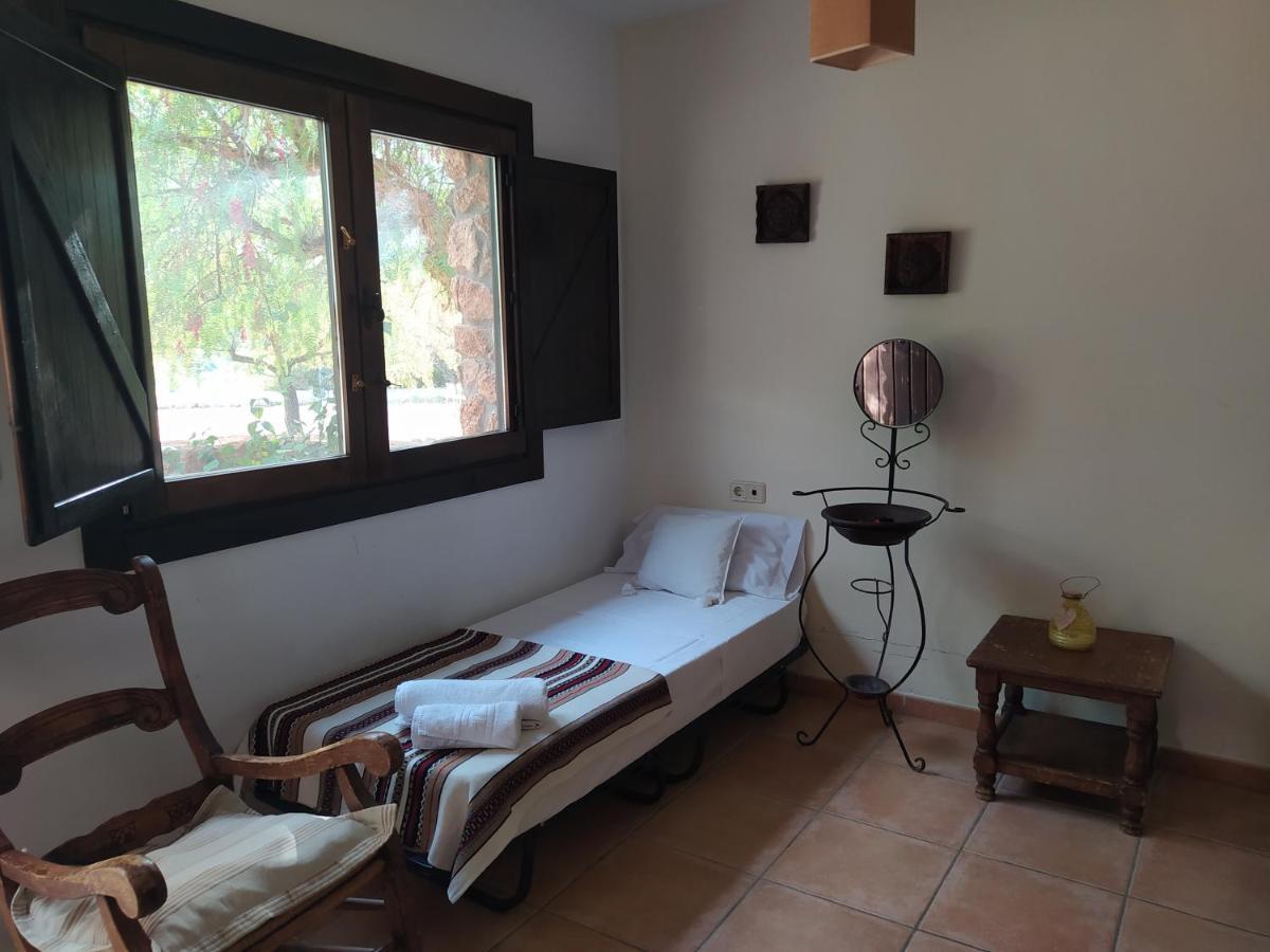 Hotel Rural La Marmita De Ahlam Fondon Bagian luar foto